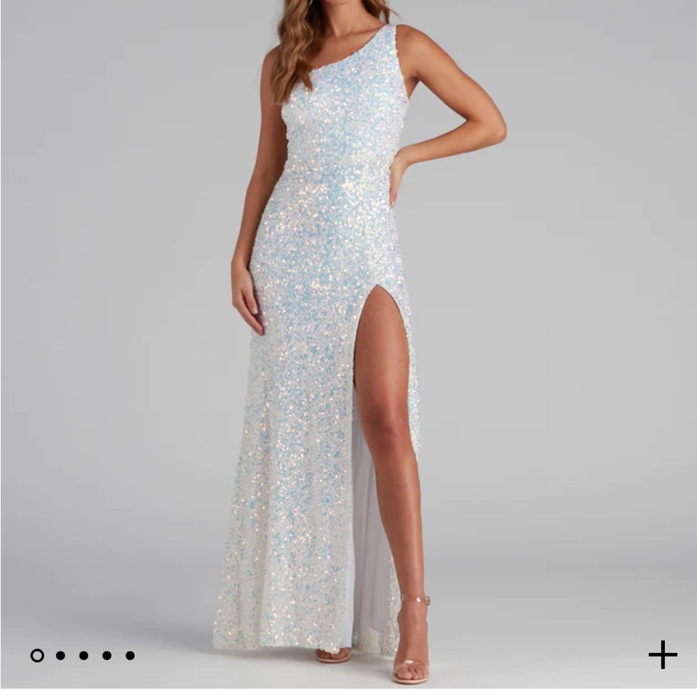 Windsor Lyla Formal One Shoulder Sequin Dress